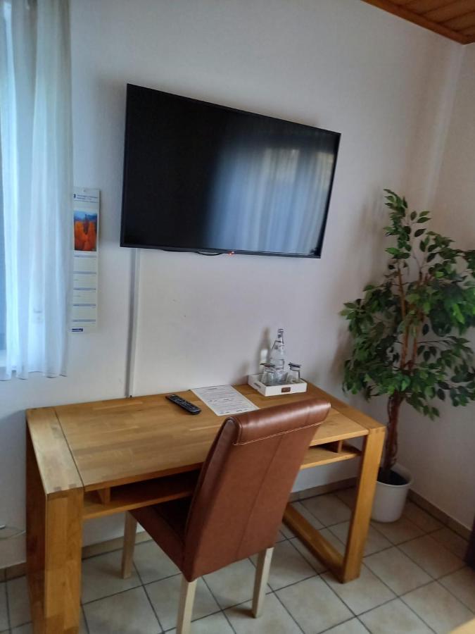 Hotel Lindenhof レーダーマルク エクステリア 写真