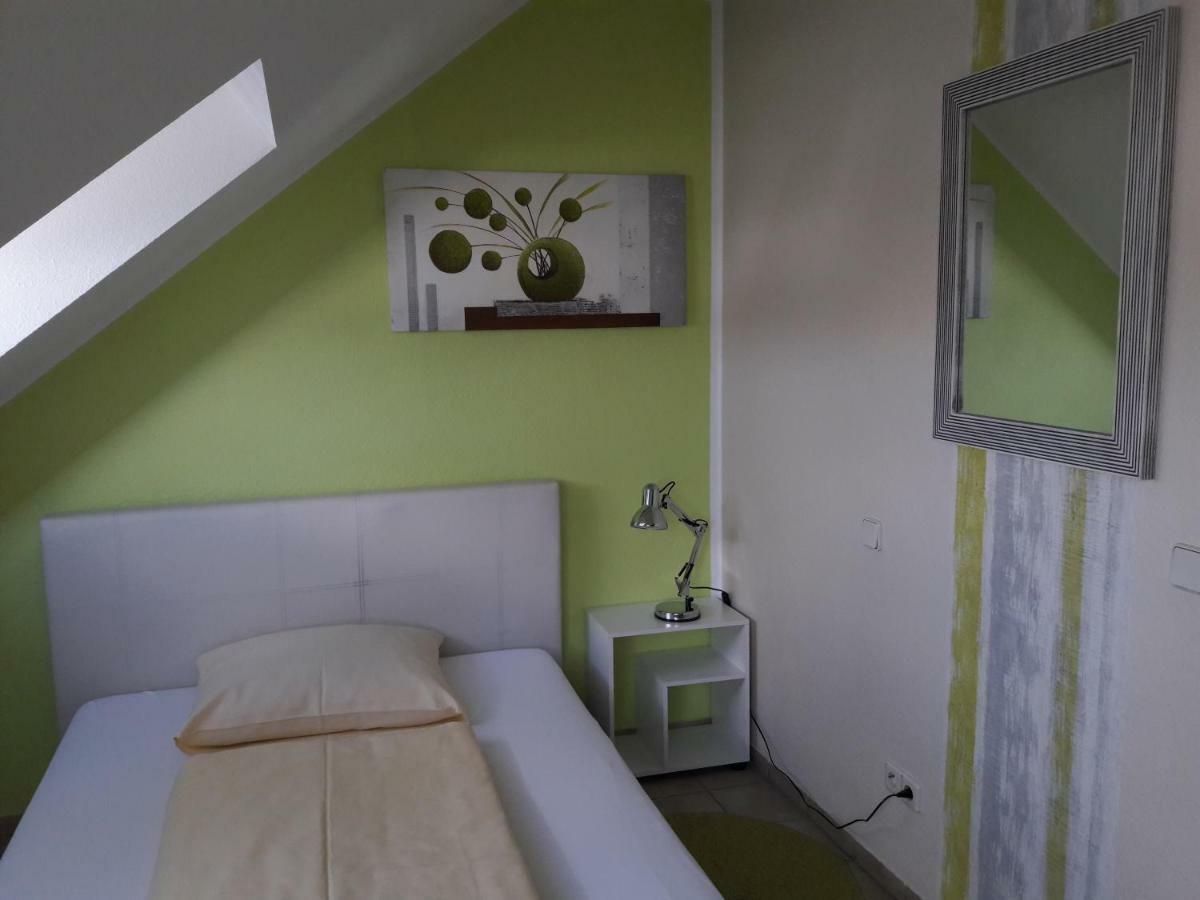 Hotel Lindenhof レーダーマルク エクステリア 写真